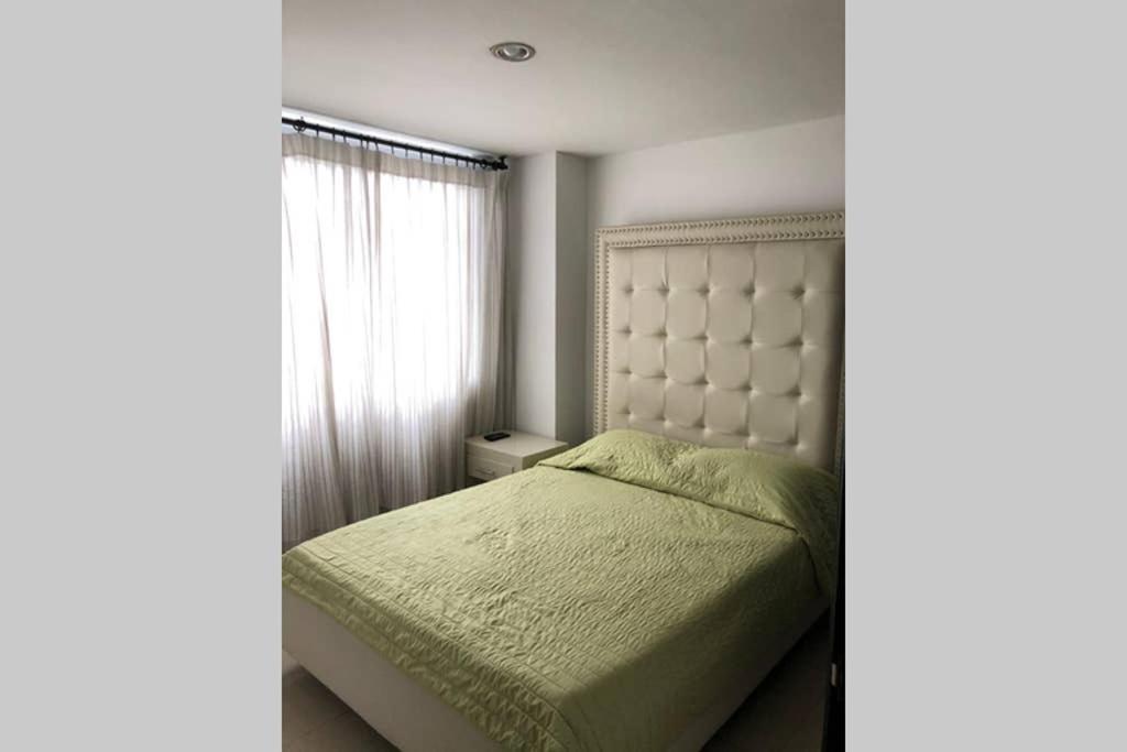 Apartamento Amoblado Con Excelente Ubicacion Pereira Kültér fotó