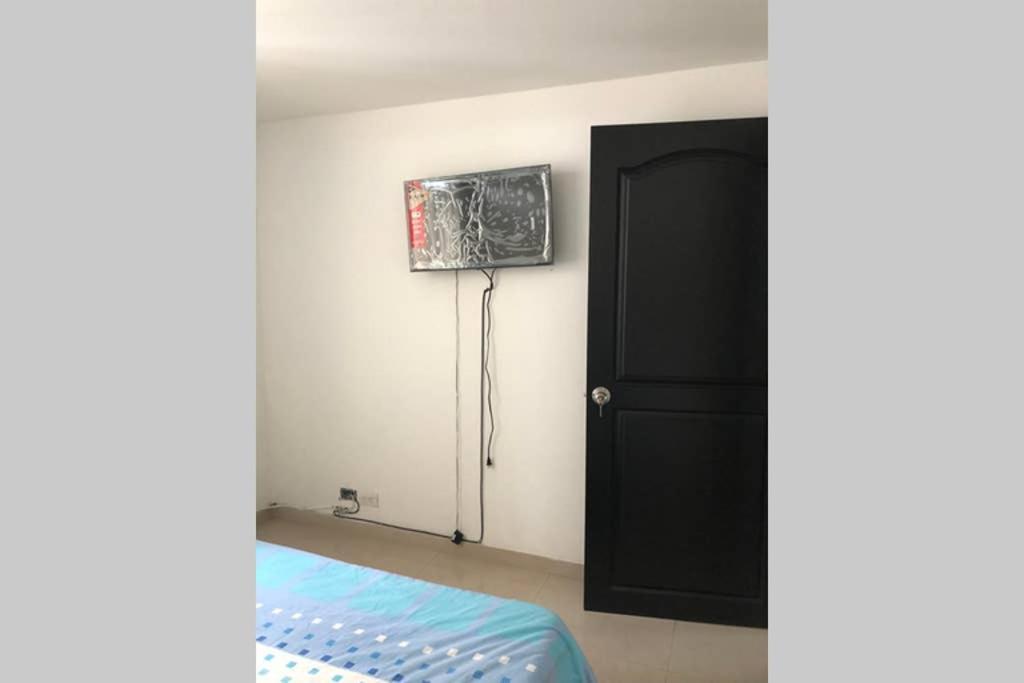 Apartamento Amoblado Con Excelente Ubicacion Pereira Kültér fotó