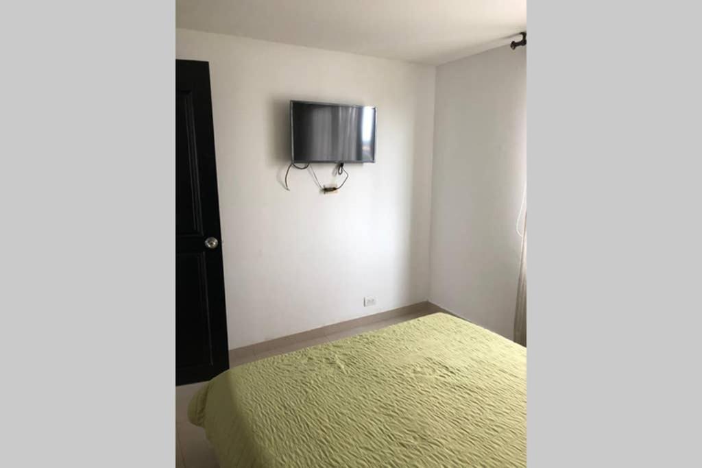 Apartamento Amoblado Con Excelente Ubicacion Pereira Kültér fotó